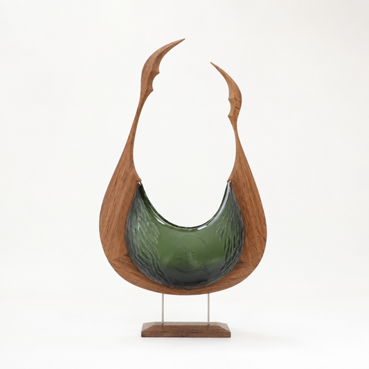 Hati and Skoll, glass and oak sculpture by Backhaus-Brown & Egeværk, front view
